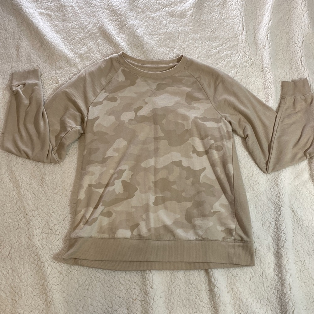 KOHLS CAMO LONG SLEEVE🍂